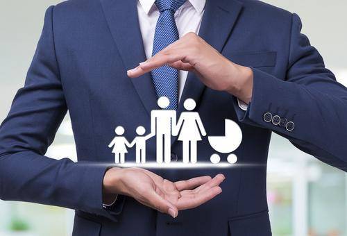 60歲以上老人買什么保險(xiǎn)好？一文搞定！